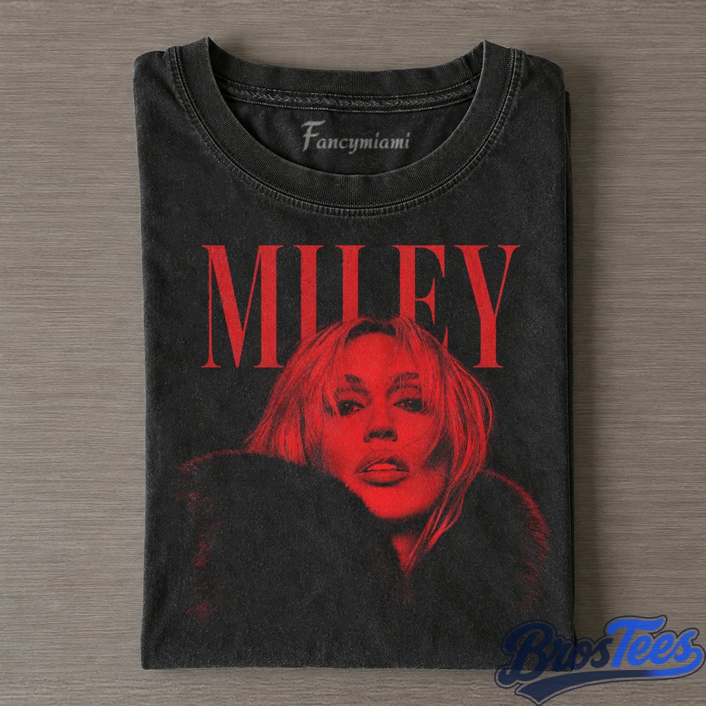 Miley Cyrus Bubblegum Portrait Tee