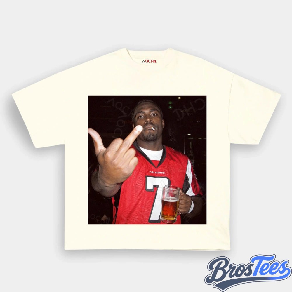 Atlanta Falcons Michael Vick Drinking & Middle Finger Tee