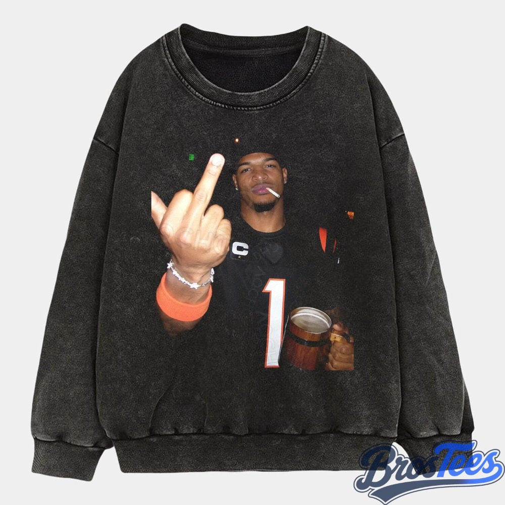 Cincinnati Bengals Ja'Marr Chase Drinking & Middle Finger Tee