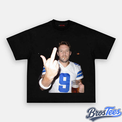 Dallas Cowboys Tony Romo Drinking & Middle Finger Tee