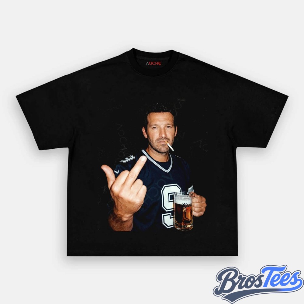 Dallas Cowboys Tony Romo Drinking & Middle Finger Tee