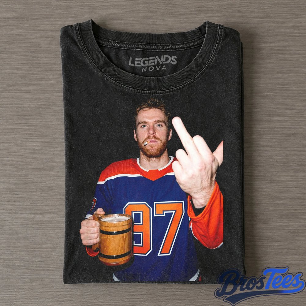 Edmonton Oilers Connor McDavid and Leon Draisaitl Drinking Beer and Middle Finger Tee