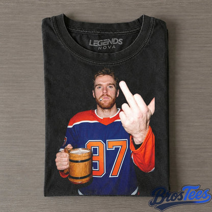 Edmonton Oilers Connor McDavid and Leon Draisaitl Drinking Beer and Middle Finger Tee
