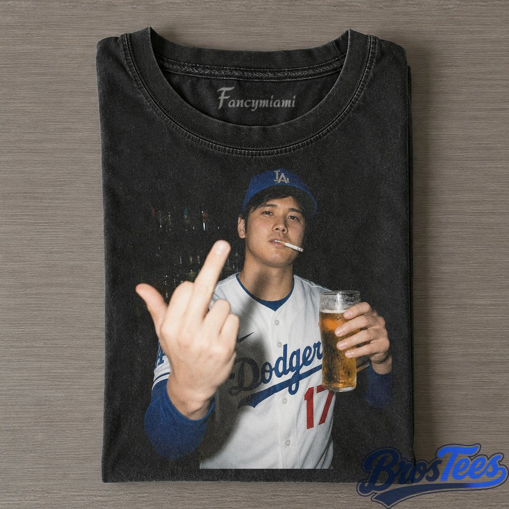 Los Angeles Dodgers Shohei Ohtani Drinking Beer and Middle Finger Tee