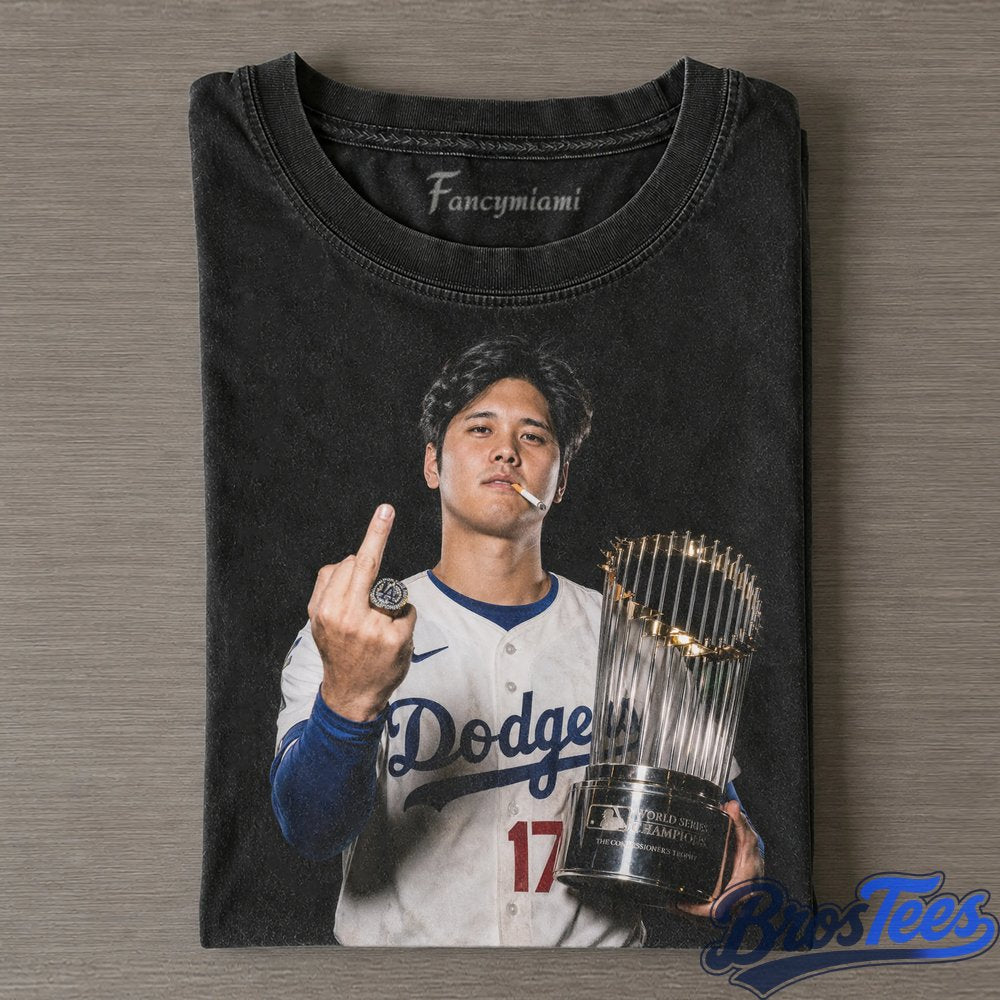 Los Angeles Dodgers Shohei Ohtani Drinking Beer and Middle Finger Tee