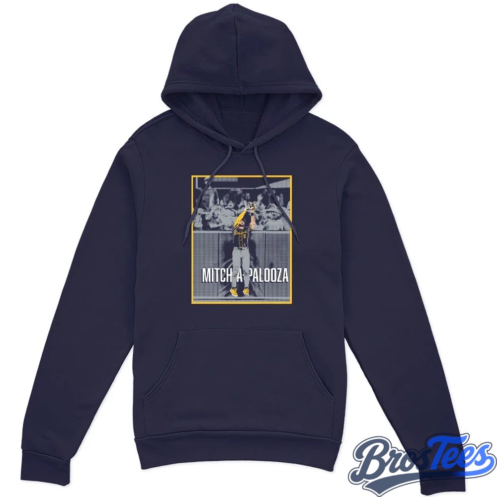 Milwaukee Brewers Garrett Mitchell Home Run Robbery Graphic Shirt