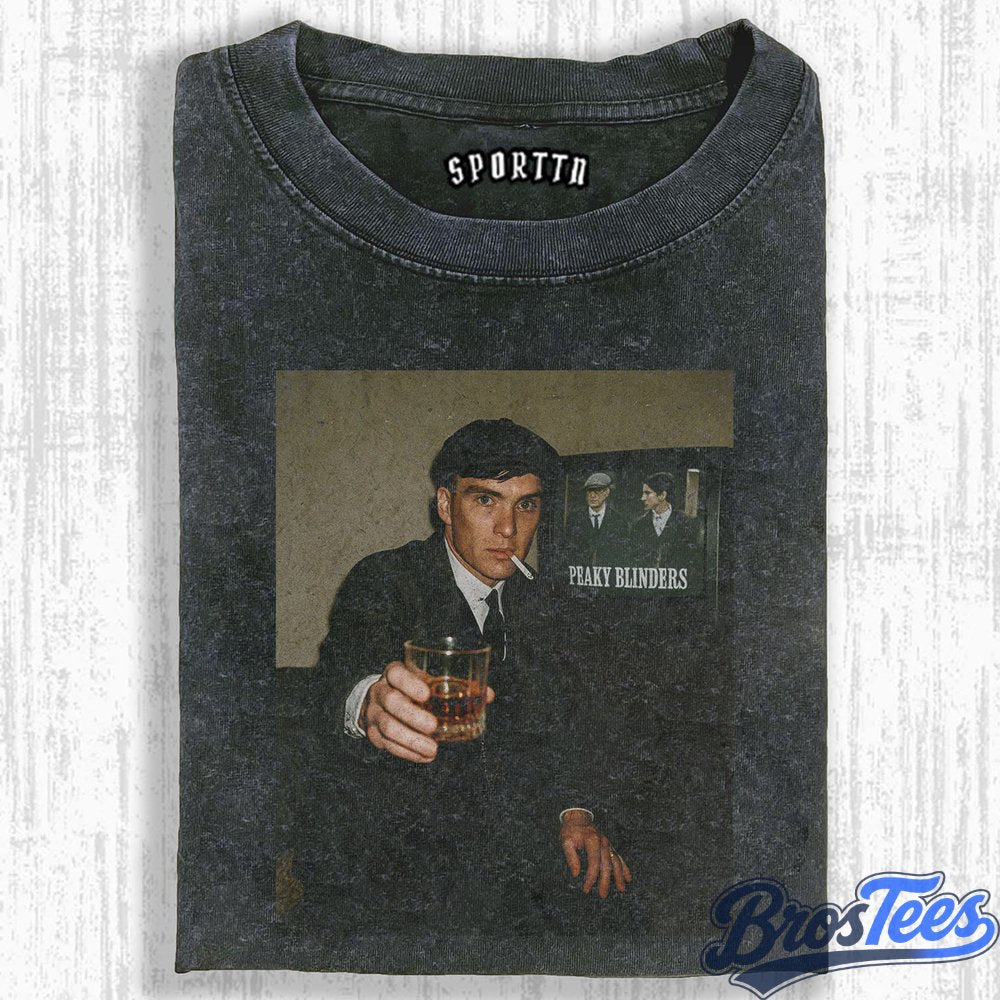 Peaky Blinders Tommy Shelby Smoking and Holding Whiskey Tee